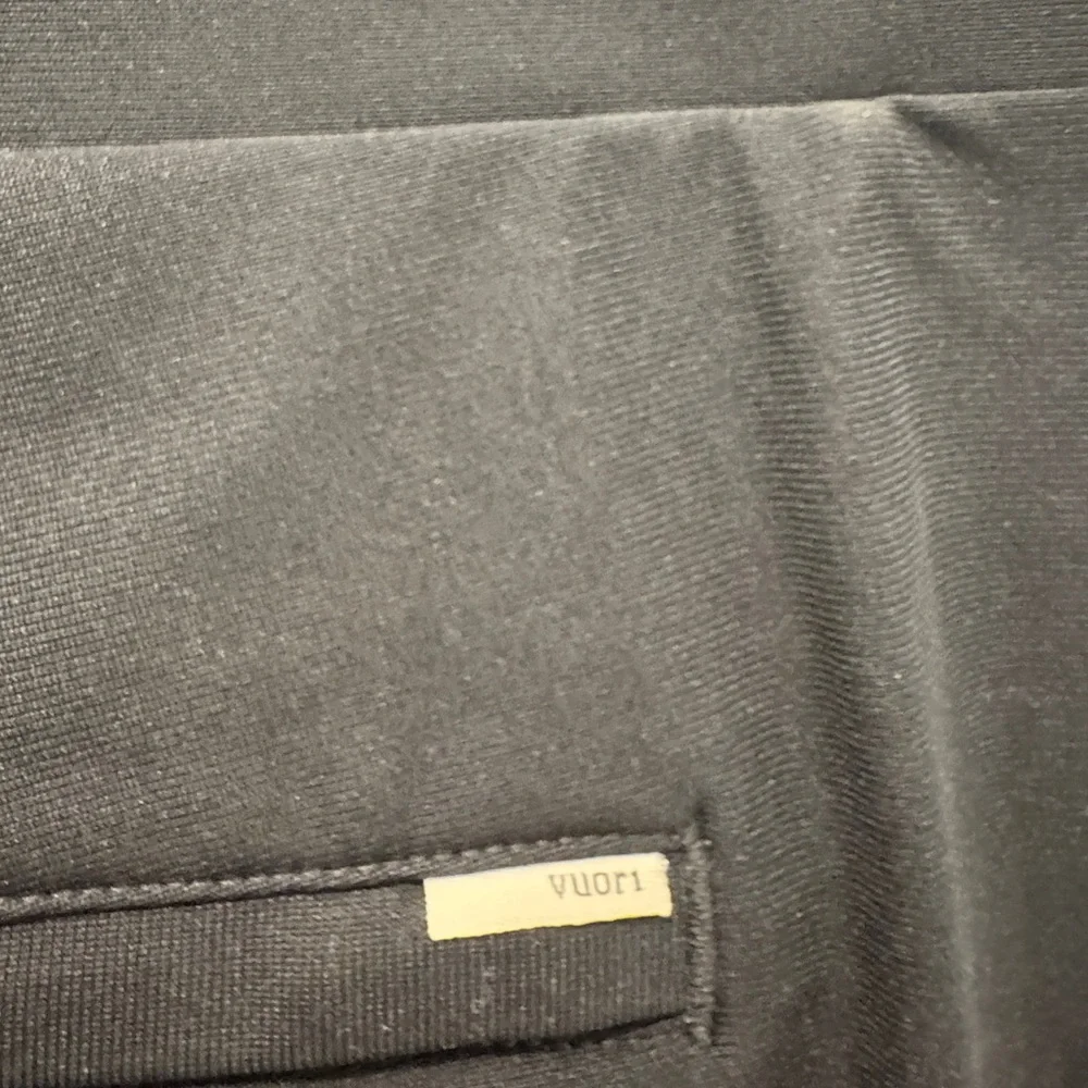 Vuori Wideleg Pant - Medium Short - Picture 4 of 4